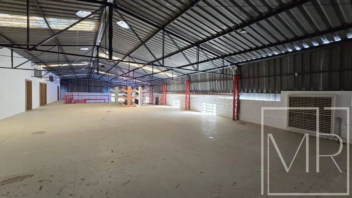 Armazém / Galpão à venda e para alugar, 750m2 em Centro, Atibaia - SP - imagem 7 Foto 7 de Armazém / Galpão à venda e para alugar, 750m2 em Centro, Atibaia - SP