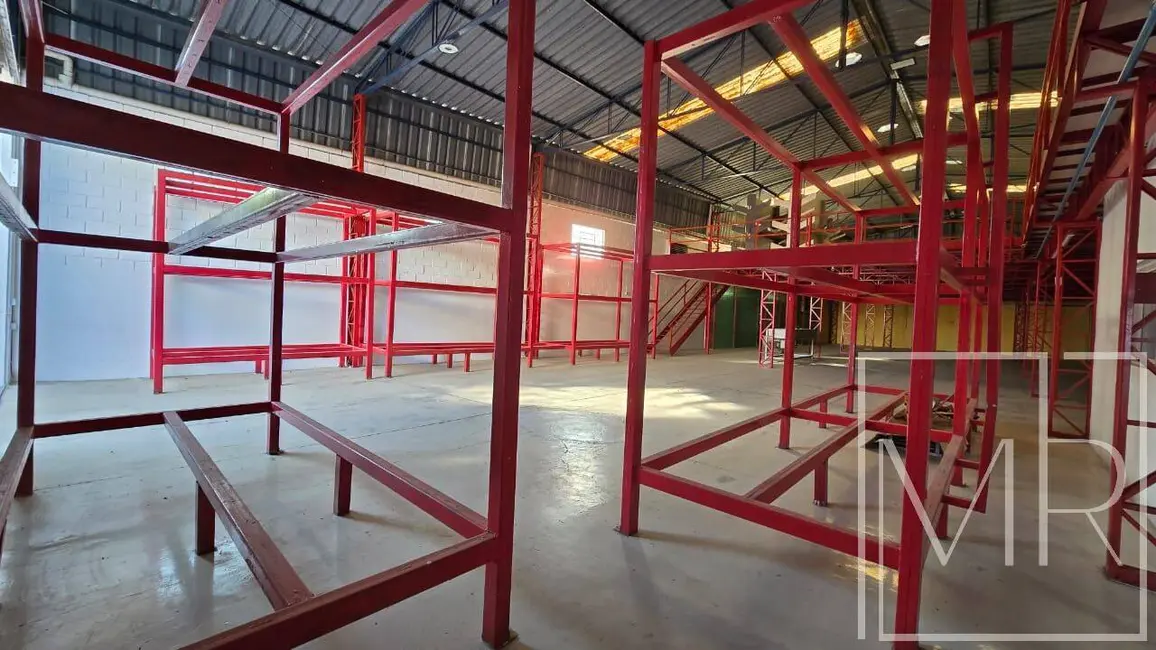 Armazém / Galpão à venda e para alugar, 750m2 em Centro, Atibaia - SP - imagem 4 Foto 4 de Armazém / Galpão à venda e para alugar, 750m2 em Centro, Atibaia - SP