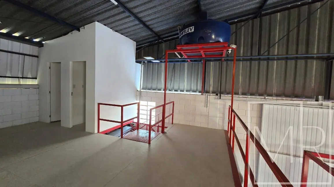 Armazém / Galpão à venda e para alugar, 750m2 em Centro, Atibaia - SP - imagem 9 Foto 9 de Armazém / Galpão à venda e para alugar, 750m2 em Centro, Atibaia - SP