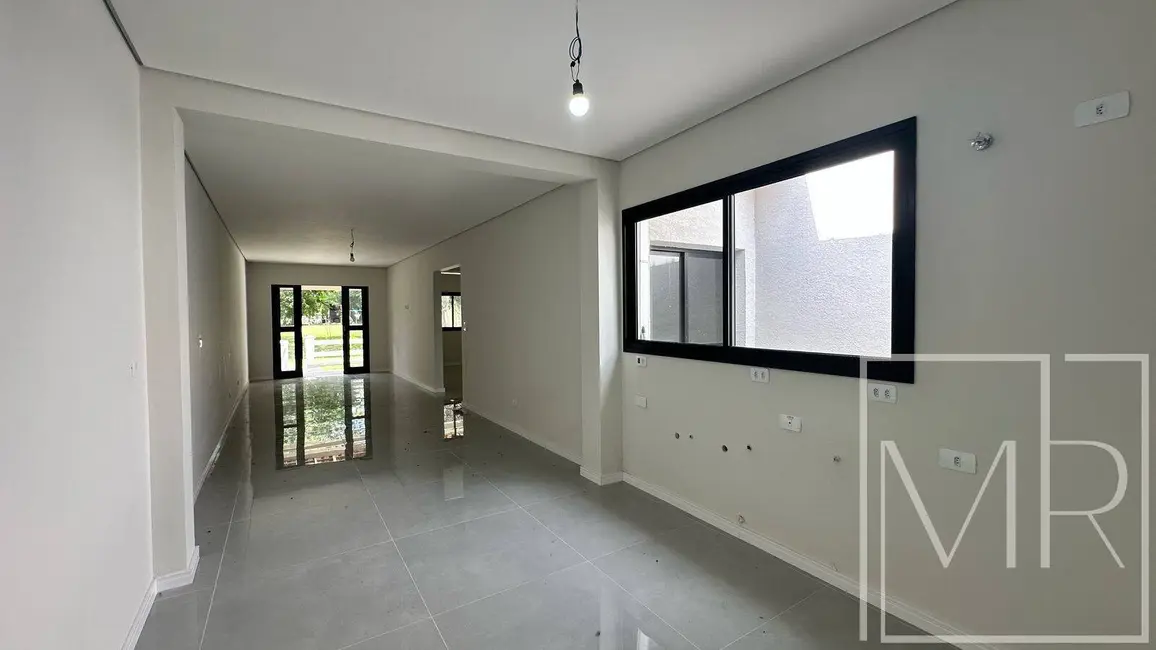 Casa com 3 quartos à venda, 142m2 em Atibaia - SP - imagem 2 Foto 2 de Casa com 3 quartos à venda, 142m2 em Atibaia - SP