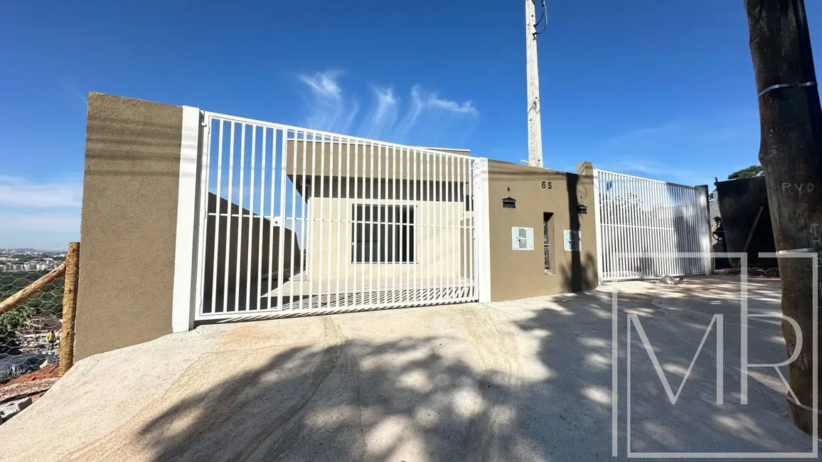 Foto 3 de Casa com 2 quartos à venda, 120m2 em Jardim Santo Antônio, Atibaia - SP