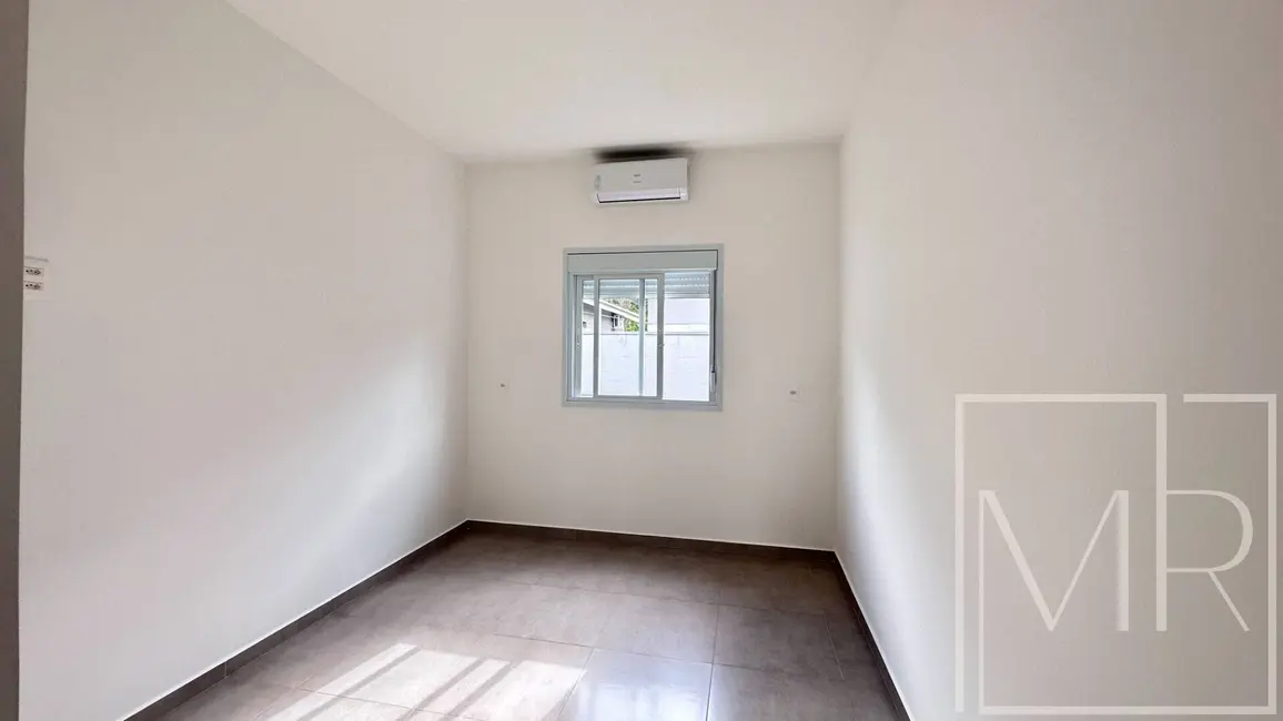 Foto 4 de Casa de Condomínio com 2 quartos à venda, 100m2 em Loteamento Jardim Morumbi, Atibaia - SP