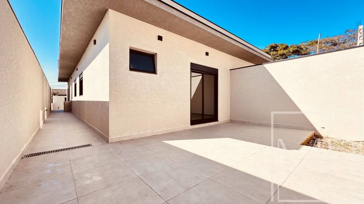 Foto 2 de Casa com 3 quartos à venda, 180m2 em Jardim dos Pinheiros, Atibaia - SP