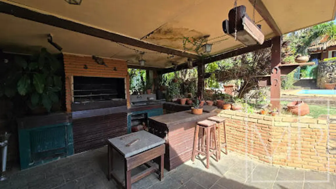 Foto 3 de Casa com 6 quartos à venda, 1560m2 em Retiro das Fontes, Atibaia - SP