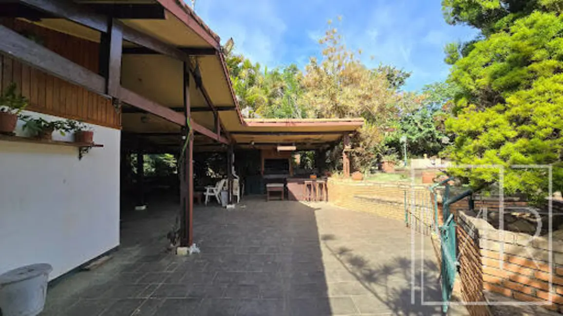 Foto 9 de Casa com 6 quartos à venda, 1560m2 em Retiro das Fontes, Atibaia - SP