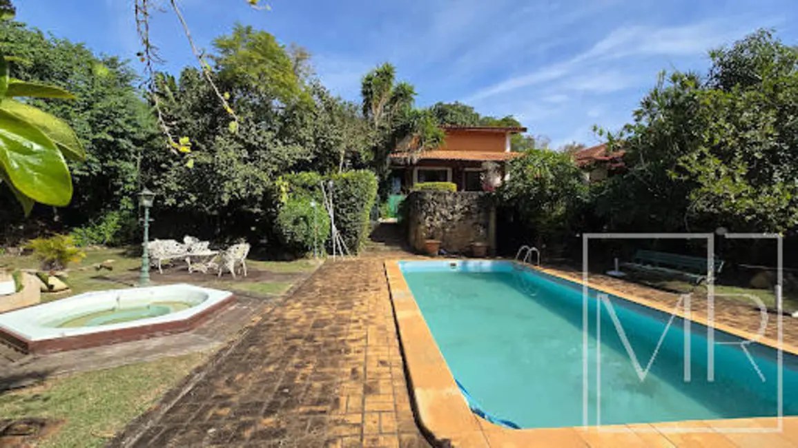 Foto 1 de Casa com 6 quartos à venda, 1560m2 em Retiro das Fontes, Atibaia - SP