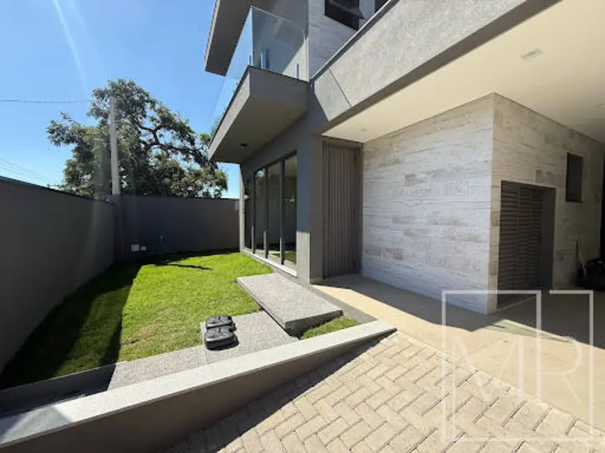 Foto 2 de Casa com 3 quartos à venda, 210m2 em Loteamento Loanda, Atibaia - SP