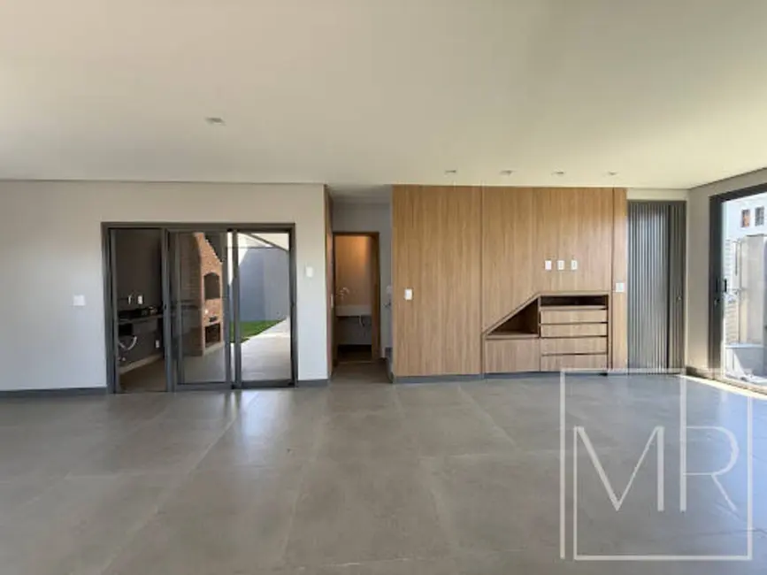 Foto 3 de Casa com 3 quartos à venda, 210m2 em Loteamento Loanda, Atibaia - SP