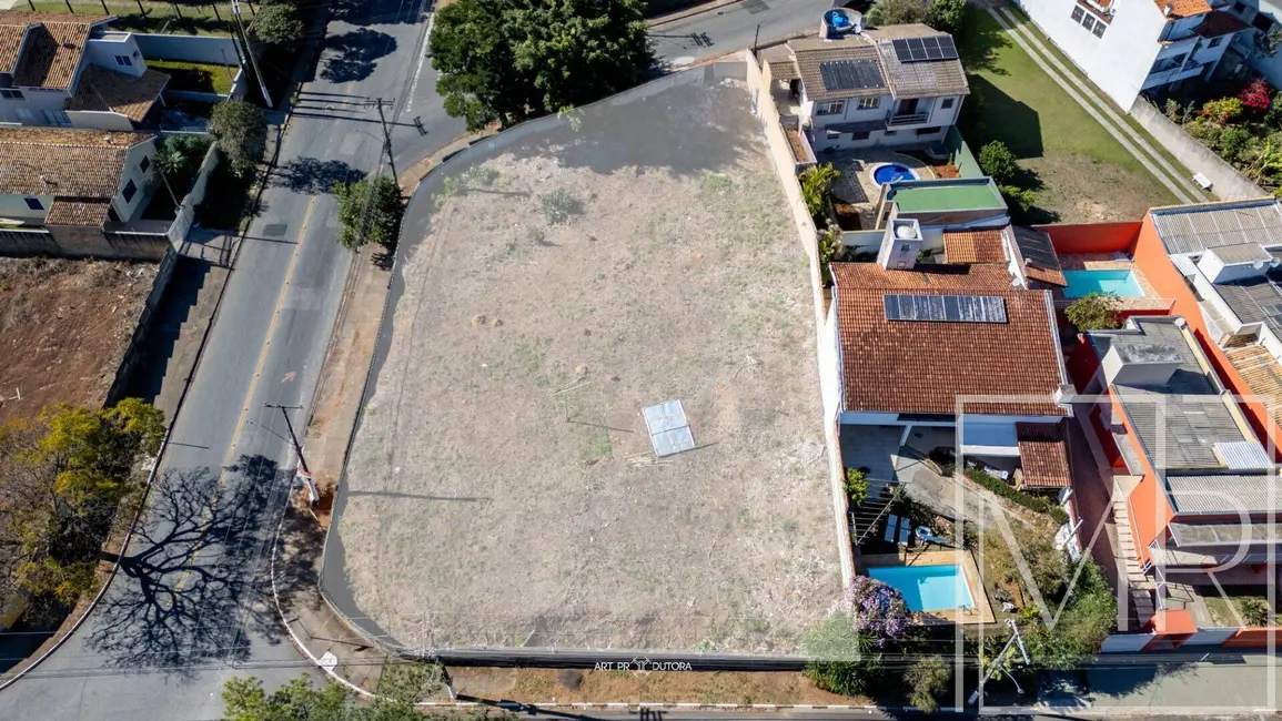 Foto 2 de Terreno / Lote à venda, 1640m2 em Jardim dos Pinheiros, Atibaia - SP