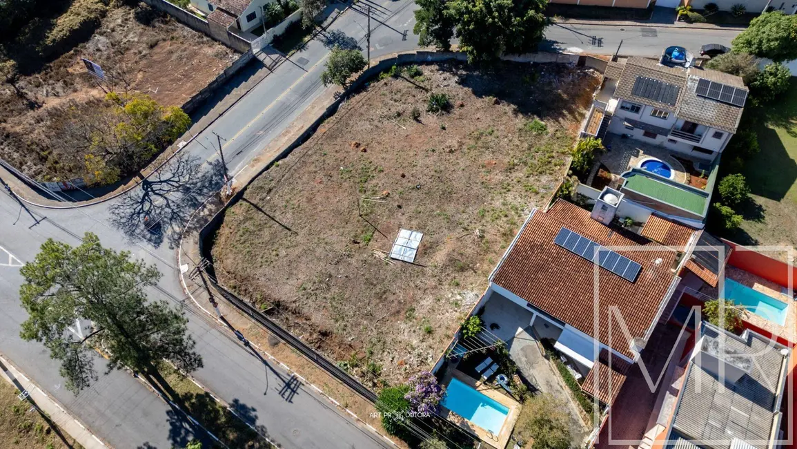 Foto 1 de Terreno / Lote à venda, 1640m2 em Jardim dos Pinheiros, Atibaia - SP