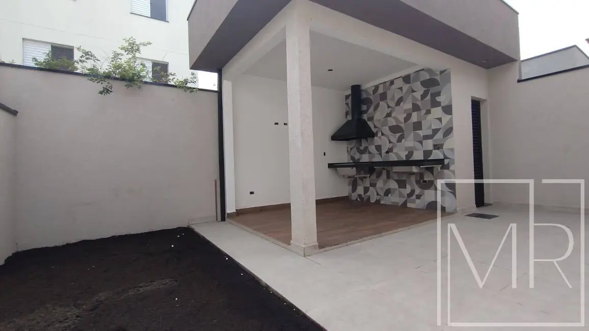 Casa com 3 quartos à venda, 176m2 em Nova Cerejeira, Atibaia - SP - imagem 2 Foto 2 de Casa com 3 quartos à venda, 176m2 em Nova Cerejeira, Atibaia - SP