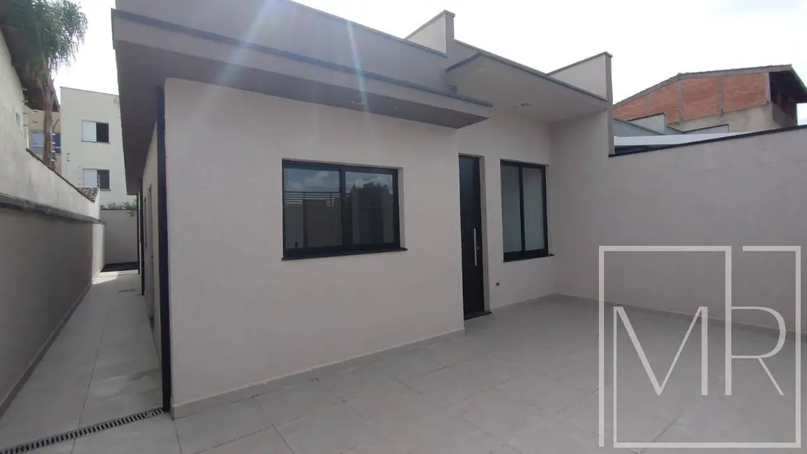Casa com 3 quartos à venda, 176m2 em Nova Cerejeira, Atibaia - SP - imagem 1 Foto 1 de Casa com 3 quartos à venda, 176m2 em Nova Cerejeira, Atibaia - SP