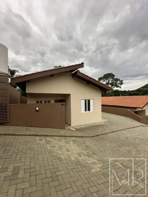 Foto 1 de Casa com 2 quartos à venda, 200m2 em Ribeirão dos Porcos, Atibaia - SP