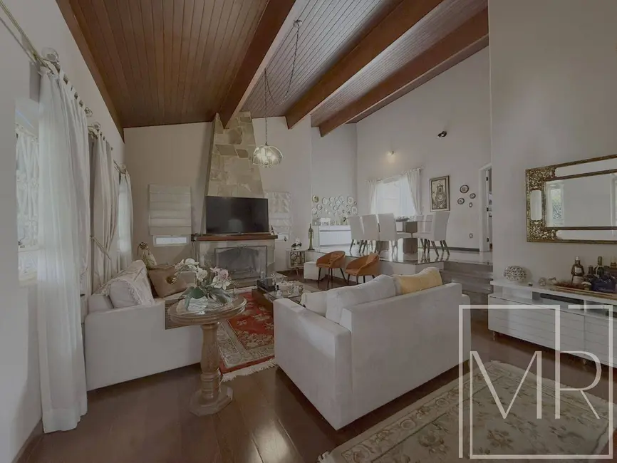 Foto 3 de Casa com 3 quartos à venda, 600m2 em Vila Santista, Atibaia - SP