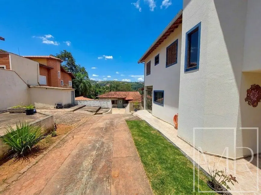 Foto 8 de Casa com 7 quartos à venda, 2079m2 em Jardim Estância Brasil, Atibaia - SP