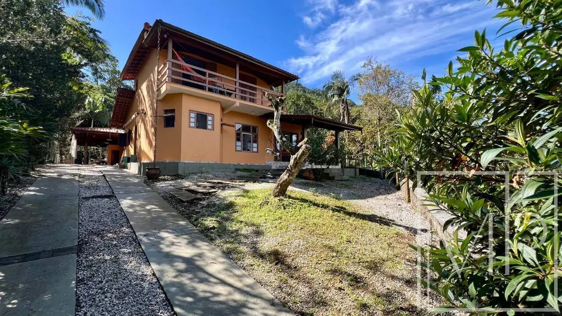 Foto 5 de Casa com 3 quartos à venda, 1677m2 em Ubatuba - SP