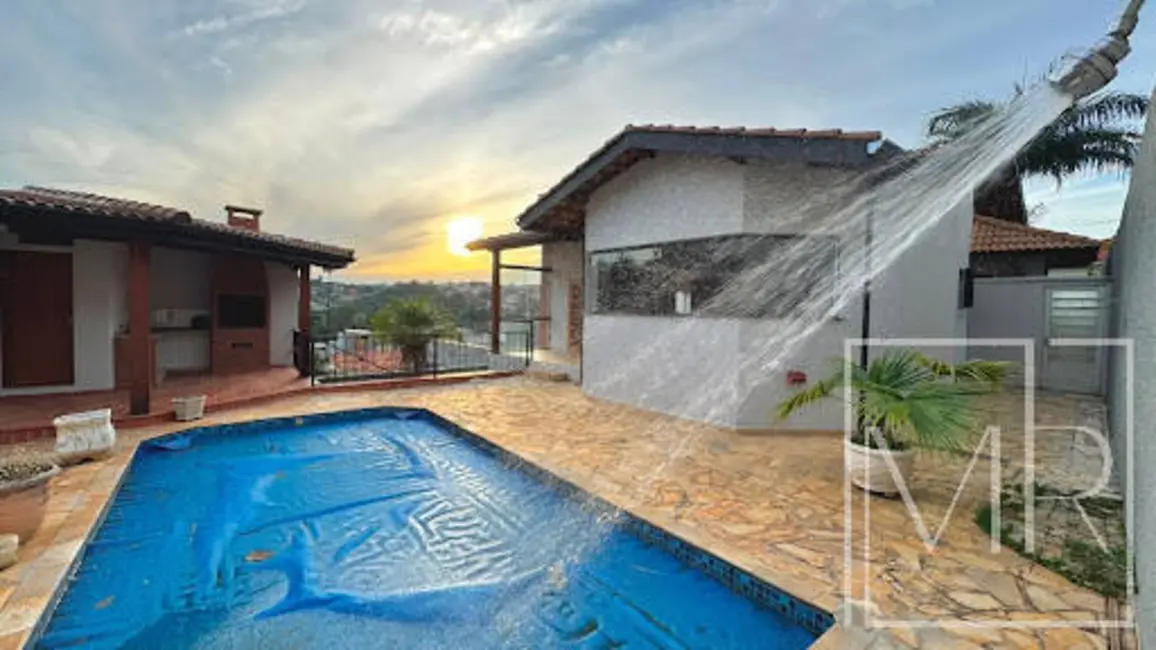Foto 1 de Casa com 3 quartos à venda e para alugar, 460m2 em Jardim Paulista, Atibaia - SP