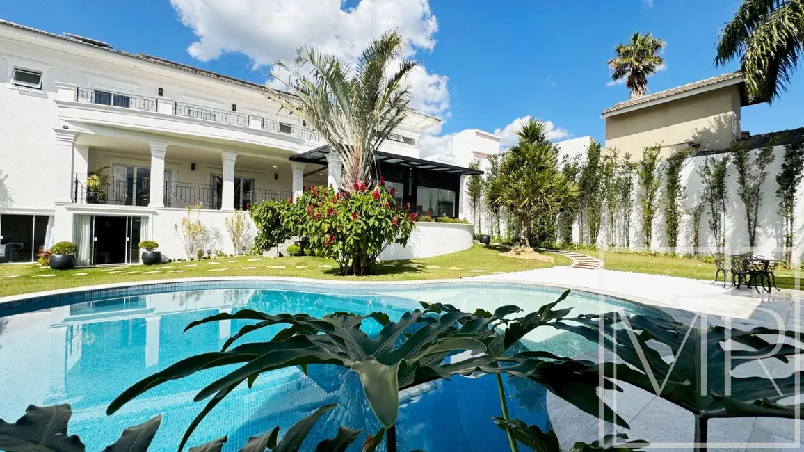 Casa de Condomínio com 6 quartos à venda, 1415m2 em Condomínio Flamboyant-B, Atibaia - SP - imagem 5 Foto 5 de Casa de Condomínio com 6 quartos à venda, 1415m2 em Condomínio Flamboyant-B, Atibaia - SP