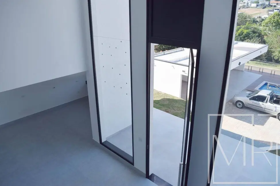 Casa de Condomínio com 3 quartos à venda, 800m2 em Condomínio Residencial Shamballa III, Atibaia - SP - imagem 4 Foto 4 de Casa de Condomínio com 3 quartos à venda, 800m2 em Condomínio Residencial Shamballa III, Atibaia - SP