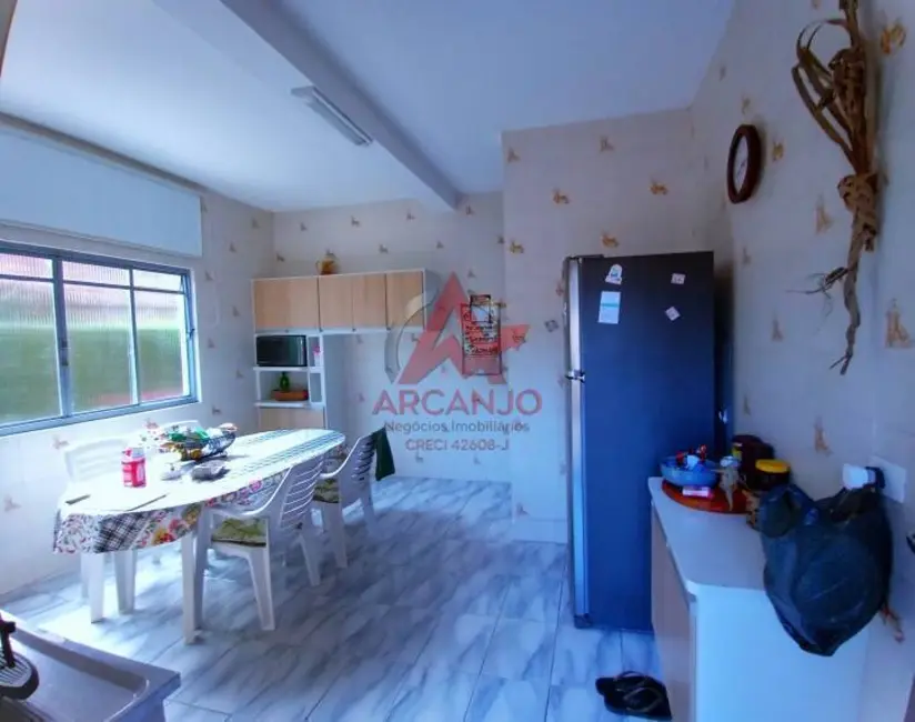 Casa com 4 quartos à venda, 220m2 em Ubatuba - SP - imagem 5 Foto 5 de Casa com 4 quartos à venda, 220m2 em Ubatuba - SP