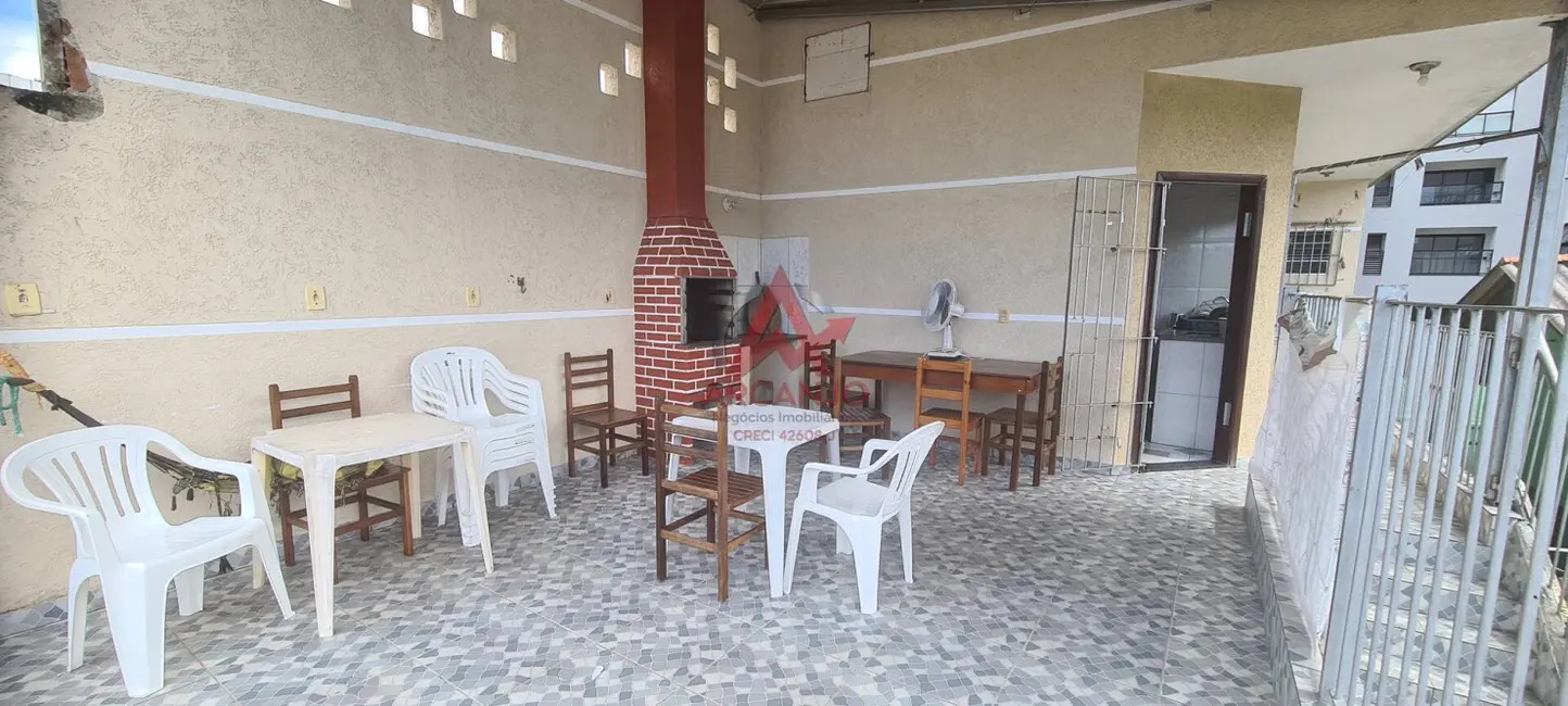 Foto 1 de Casa com 6 quartos à venda, 116m2 em Ubatuba - SP