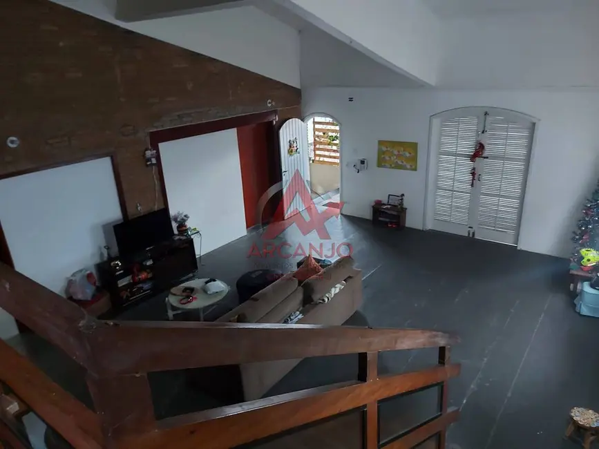Foto 2 de Casa com 8 quartos à venda, 450m2 em Ubatuba - SP