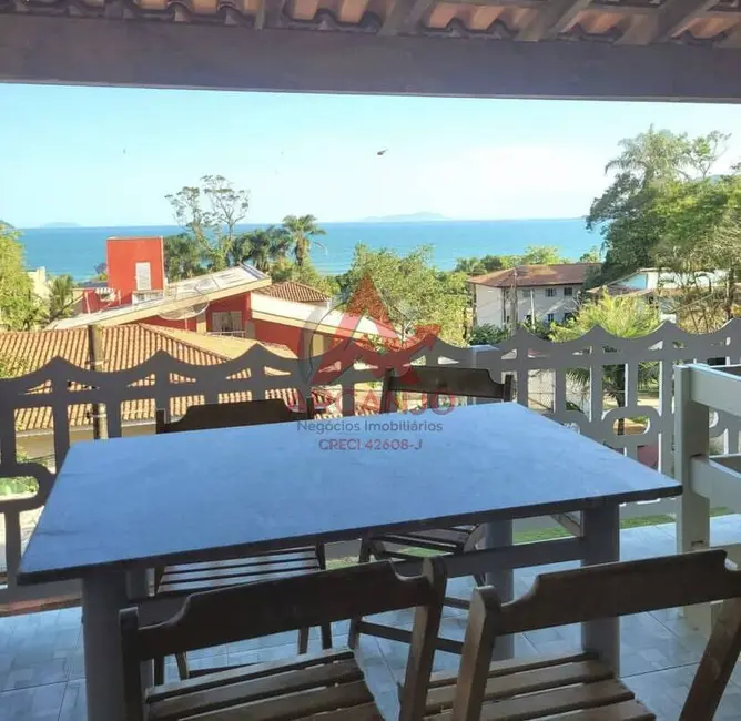 Foto 3 de Casa com 4 quartos à venda, 518m2 em Ubatuba - SP