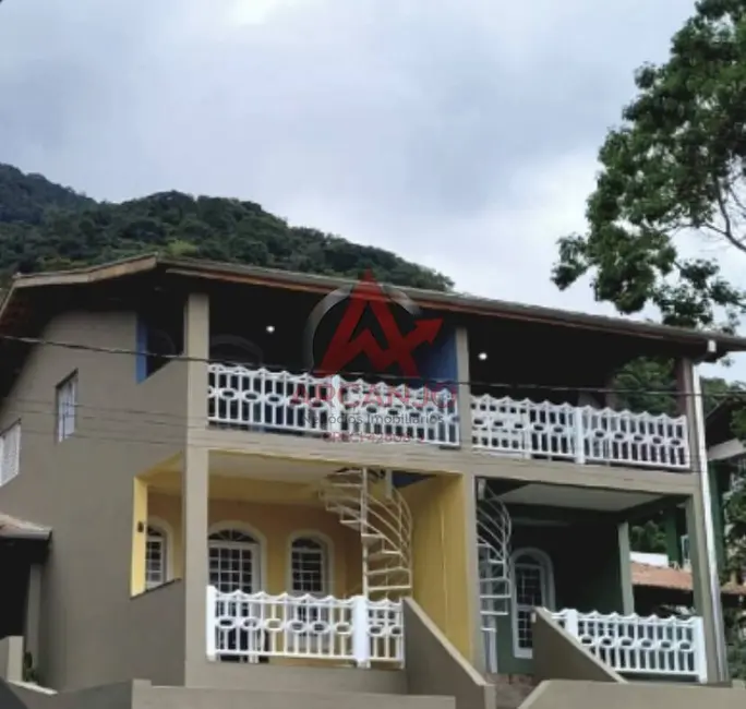 Foto 1 de Casa com 4 quartos à venda, 518m2 em Ubatuba - SP