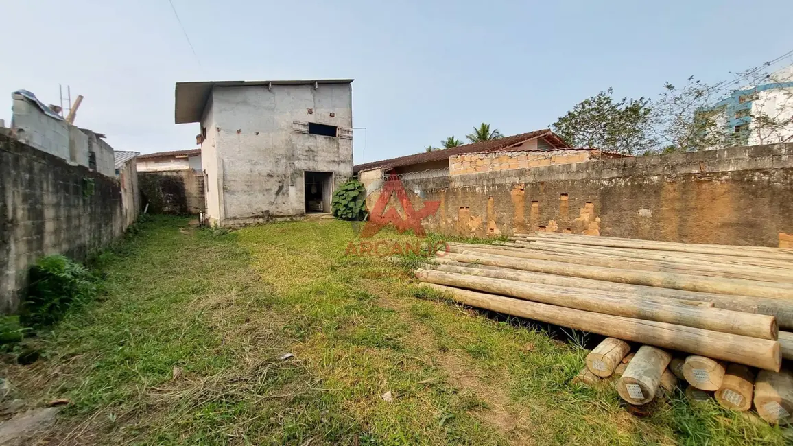 Casa com 1 quarto à venda, 80m2 em Ubatuba - SP - imagem 2 Foto 2 de Casa com 1 quarto à venda, 80m2 em Ubatuba - SP