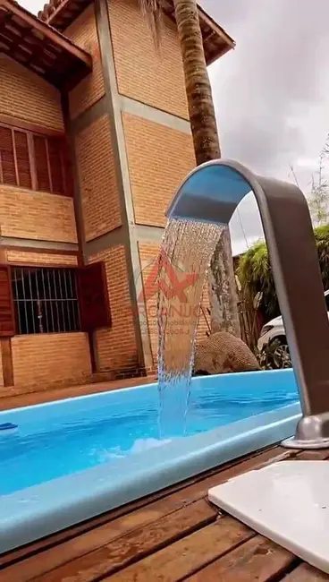 Casa com 3 quartos à venda, 360m2 em Ubatuba - SP - imagem 3 Foto 3 de Casa com 3 quartos à venda, 360m2 em Ubatuba - SP