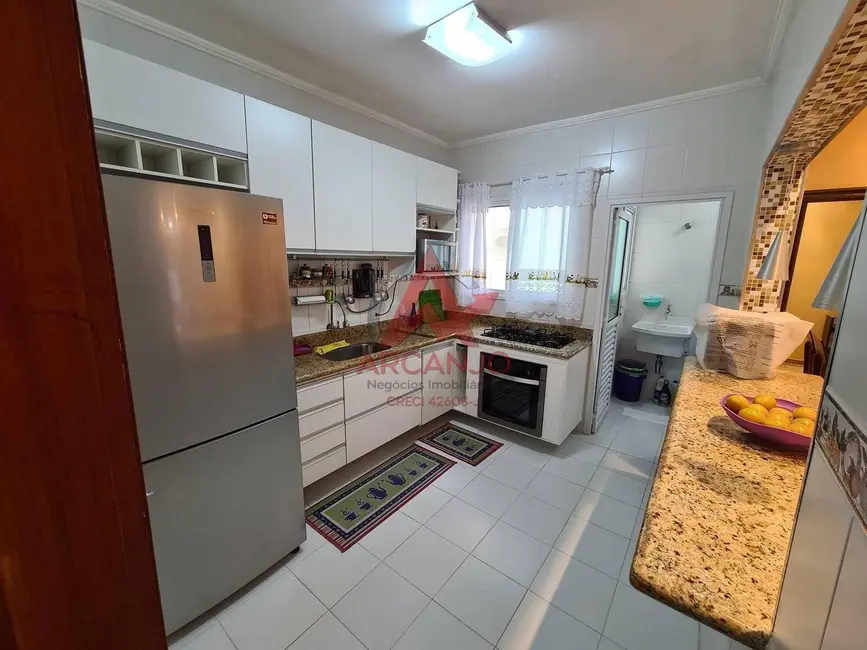 Apartamento com 3 quartos à venda, 96m2 em Ubatuba - SP - imagem 6 Foto 6 de Apartamento com 3 quartos à venda, 96m2 em Ubatuba - SP