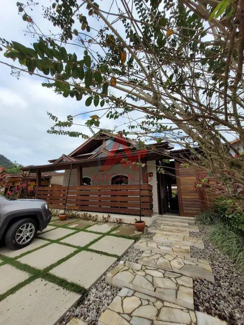 Foto 3 de Casa com 4 quartos à venda, 408m2 em Ubatuba - SP