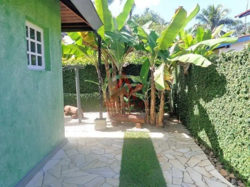 Foto 6 de Casa com 6 quartos à venda, 326m2 em Ubatuba - SP