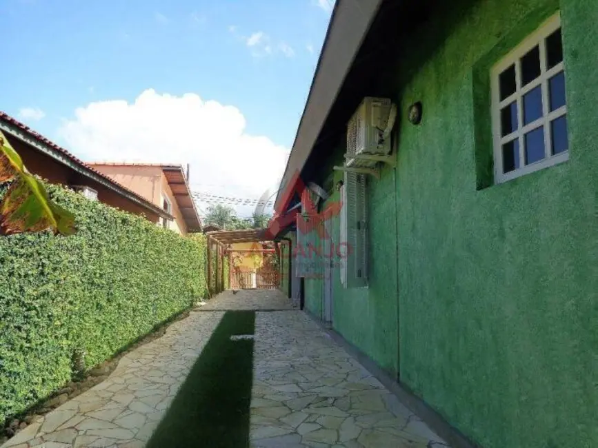 Foto 7 de Casa com 6 quartos à venda, 326m2 em Ubatuba - SP