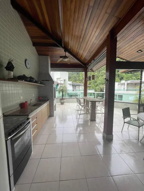 Apartamento com 3 quartos à venda, 203m2 em Ubatuba - SP - imagem 7 Foto 7 de Apartamento com 3 quartos à venda, 203m2 em Ubatuba - SP
