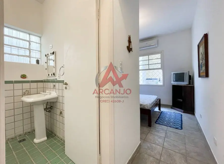 Foto 2 de Casa com 4 quartos à venda, 180m2 em Ubatuba - SP