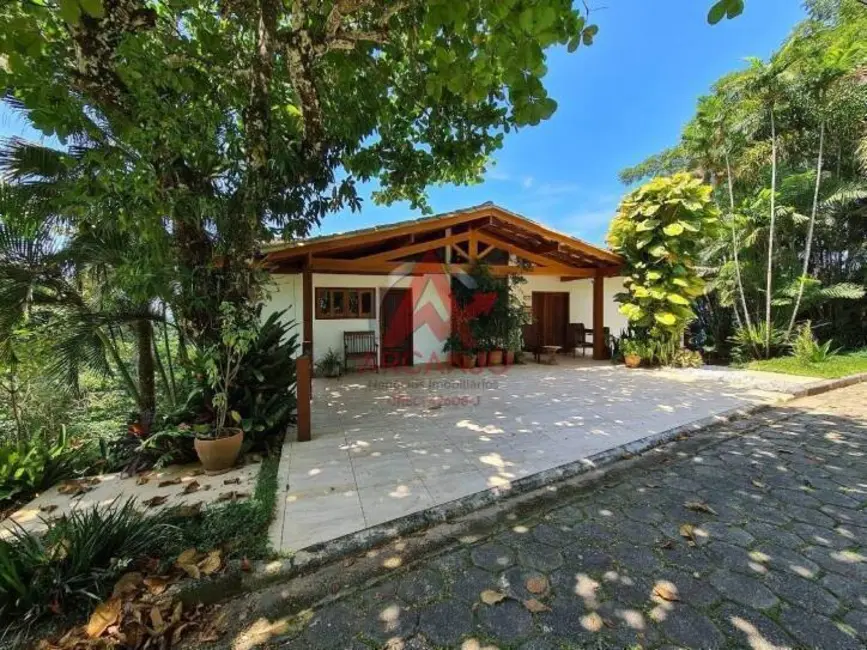 Foto 4 de Casa com 5 quartos à venda, 400m2 em Ubatuba - SP