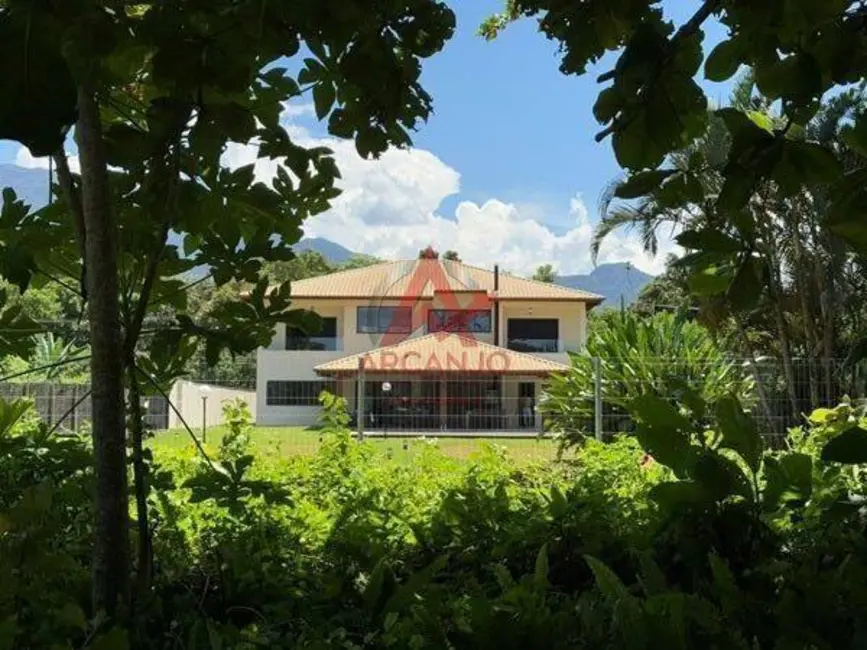 Casa com 6 quartos à venda, 773m2 em Ubatuba - SP - imagem 3 Foto 3 de Casa com 6 quartos à venda, 773m2 em Ubatuba - SP