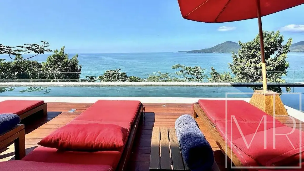 Casa com 5 quartos à venda, 470m2 em Ubatuba - SP - imagem 3 Foto 3 de Casa com 5 quartos à venda, 470m2 em Ubatuba - SP