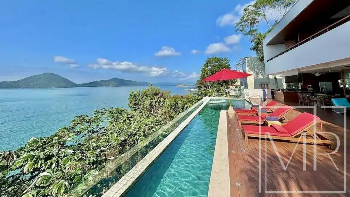 Casa com 5 quartos à venda, 470m2 em Ubatuba - SP - imagem 1 Foto 1 de Casa com 5 quartos à venda, 470m2 em Ubatuba - SP