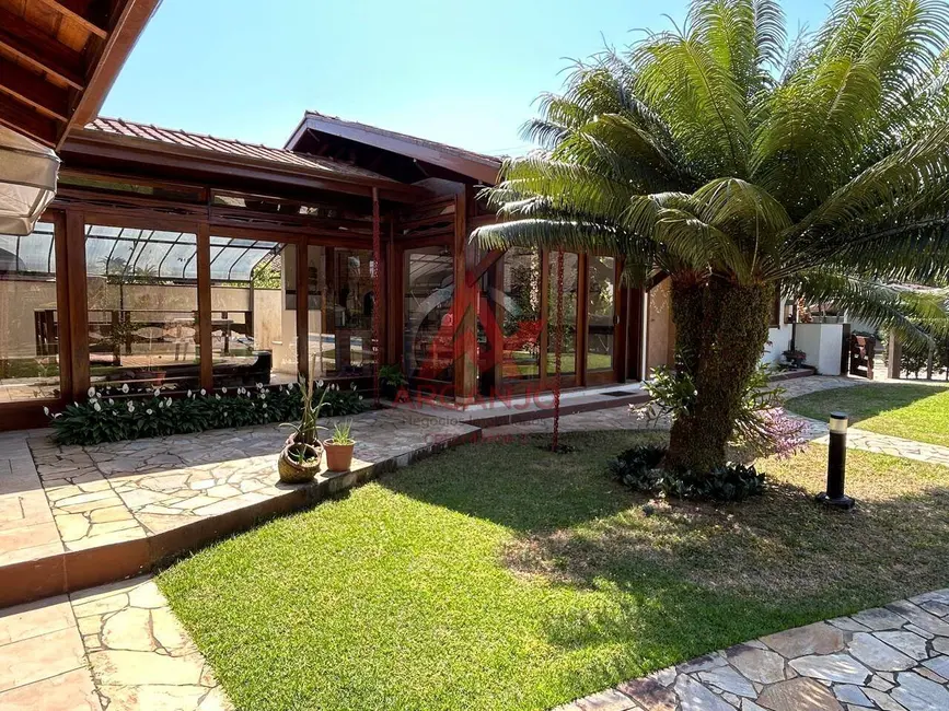Casa com 3 quartos à venda, 249m2 em Ubatuba - SP - imagem 7 Foto 7 de Casa com 3 quartos à venda, 249m2 em Ubatuba - SP