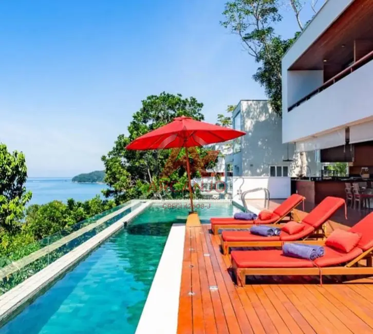 Casa com 5 quartos para alugar, 470m2 em Ubatuba - SP - imagem 2 Foto 2 de Casa com 5 quartos para alugar, 470m2 em Ubatuba - SP