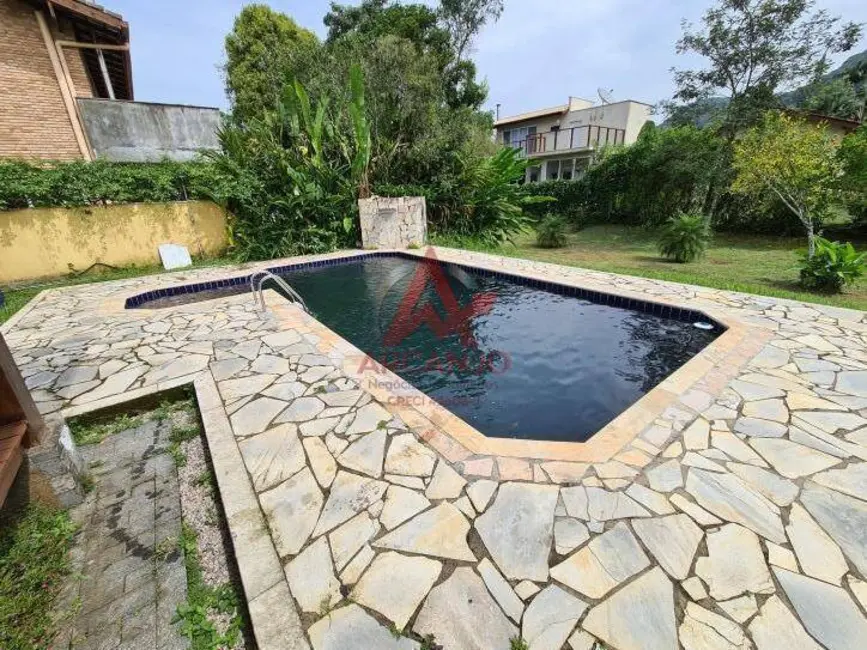 Casa com 5 quartos à venda em Ubatuba - SP - imagem 4 Foto 4 de Casa com 5 quartos à venda em Ubatuba - SP