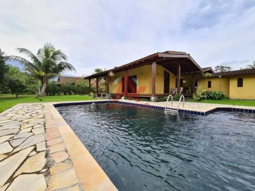Casa com 5 quartos à venda em Ubatuba - SP - imagem 1 Foto 1 de Casa com 5 quartos à venda em Ubatuba - SP