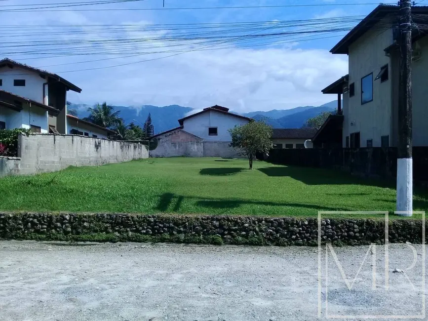 Foto 1 de Terreno / Lote à venda, 733m2 em Ubatuba, SP