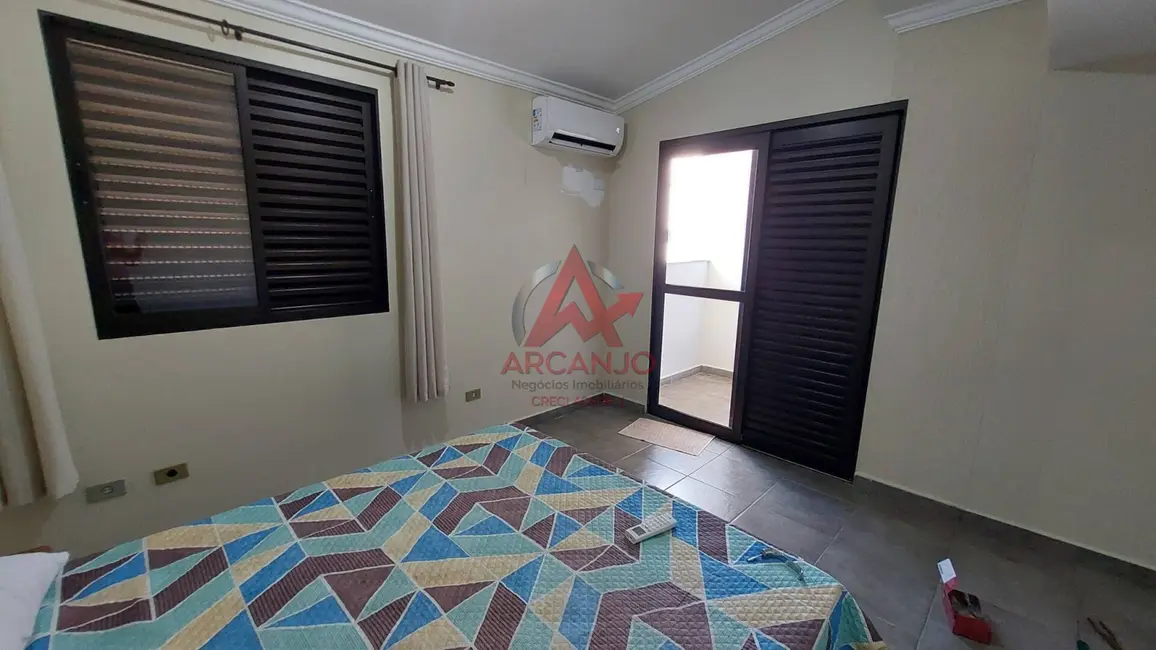 Foto 9 de Apartamento com 3 quartos à venda, 90m2 em Ubatuba - SP