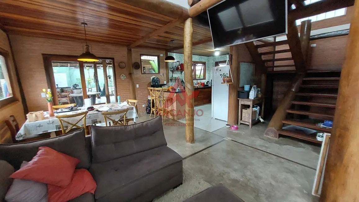 Foto 6 de Casa com 4 quartos à venda, 227m2 em Ubatuba - SP