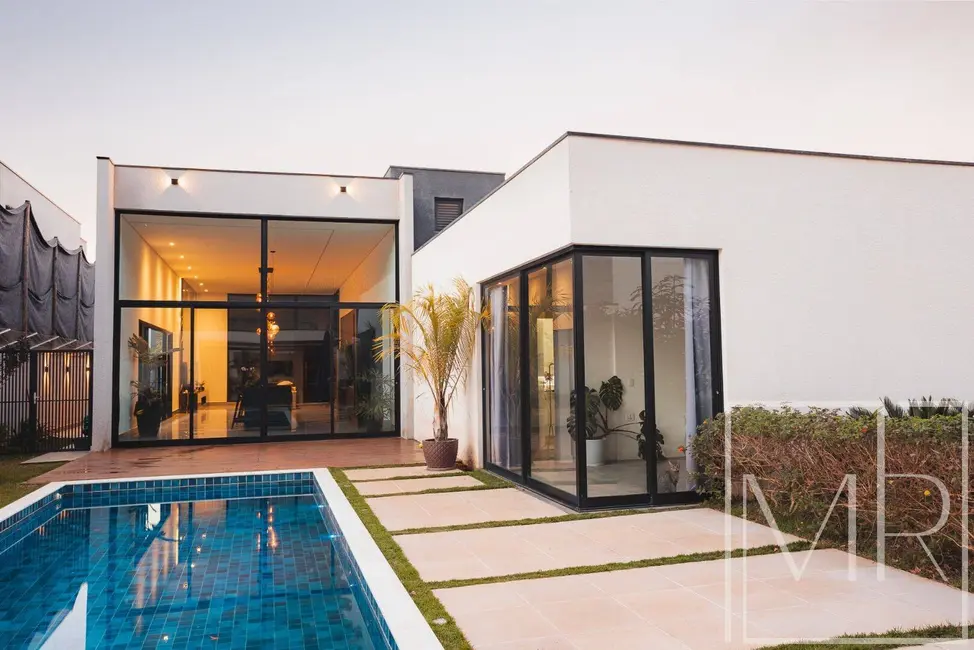 Foto 4 de Casa de Condomínio com 4 quartos à venda, 690m2 em Atibaia - SP