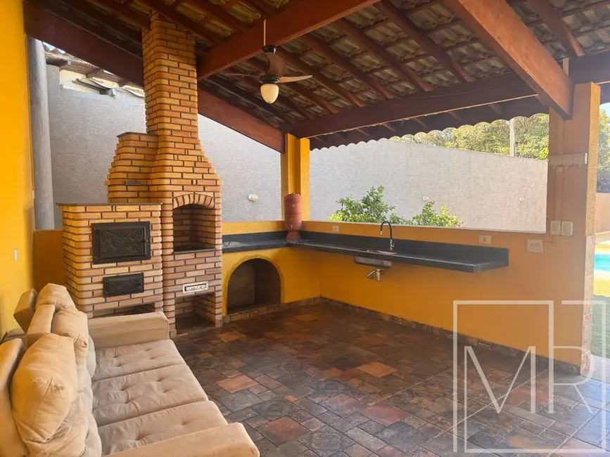 Casa com 3 quartos à venda, 653m2 em Vila Santista, Atibaia - SP - imagem 5 Foto 5 de Casa com 3 quartos à venda, 653m2 em Vila Santista, Atibaia - SP