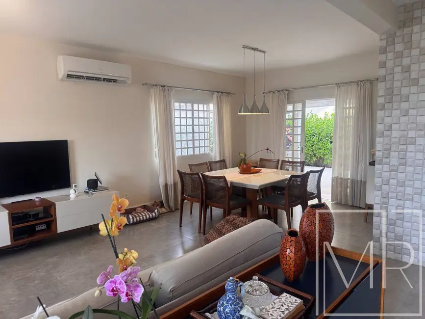 Casa com 3 quartos à venda, 222m2 em Jardim das Flores, Atibaia - SP - imagem 7 Foto 7 de Casa com 3 quartos à venda, 222m2 em Jardim das Flores, Atibaia - SP